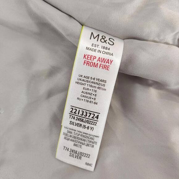 M&S Girl's Faux Fur Vest in Silver Gray Size 5 6 Years - Picture 5 of 6